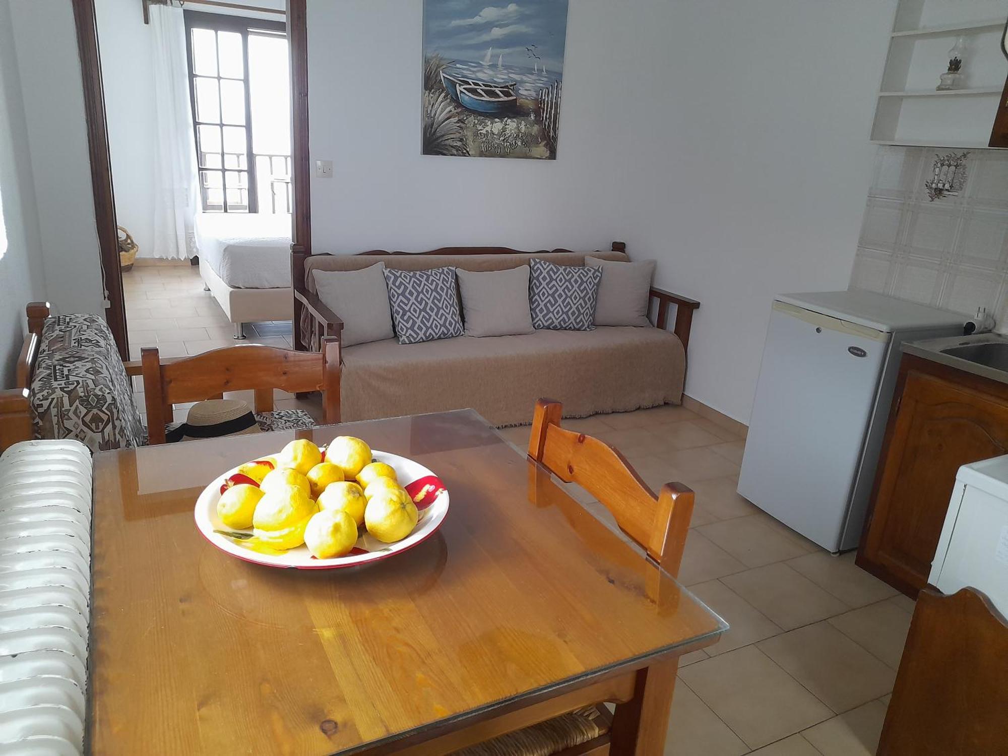 Lilian Beachfront Apartments Néo Klíma Kültér fotó